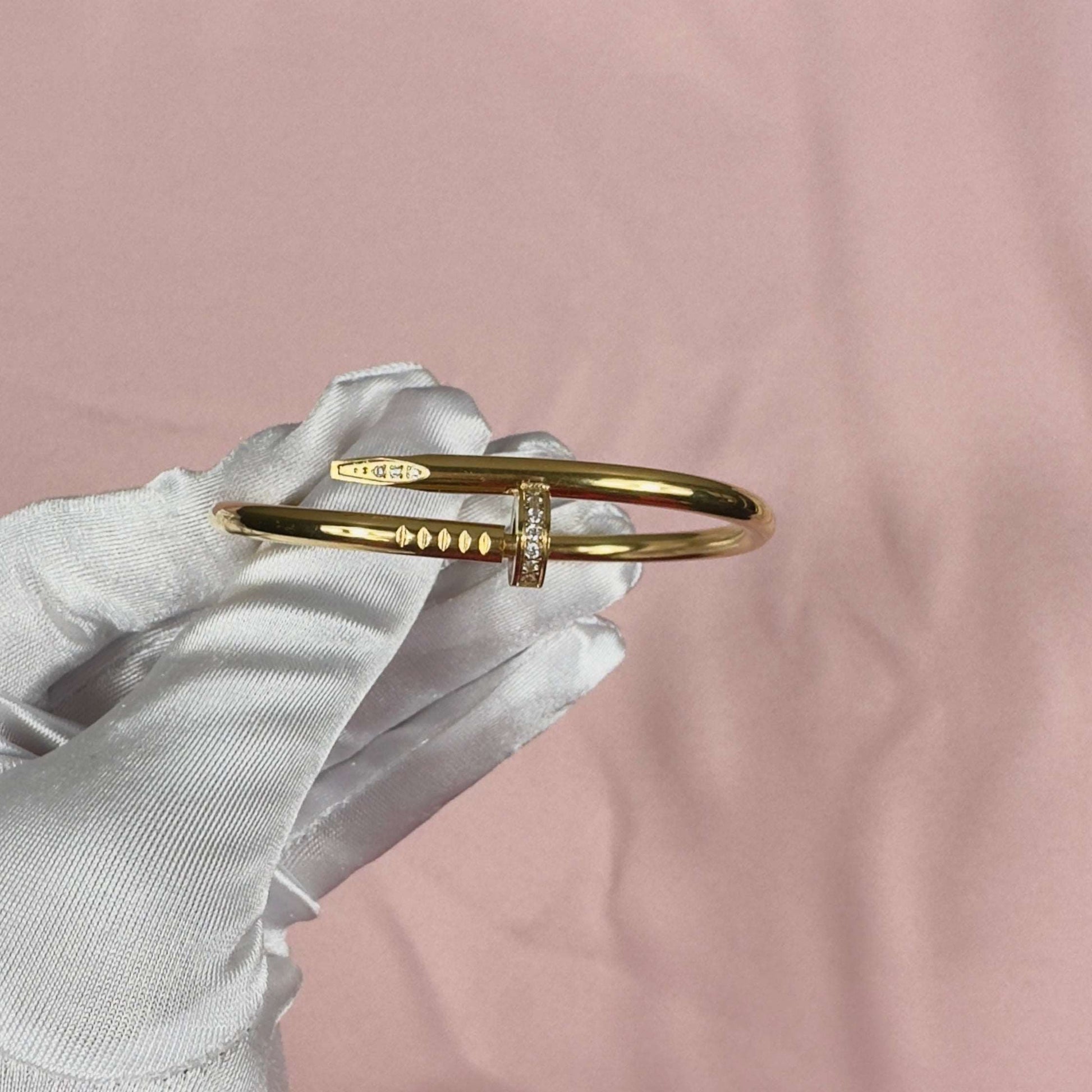 'Cara' - 18k Gold Plated Stainless Steel Partly Embellished Bangle